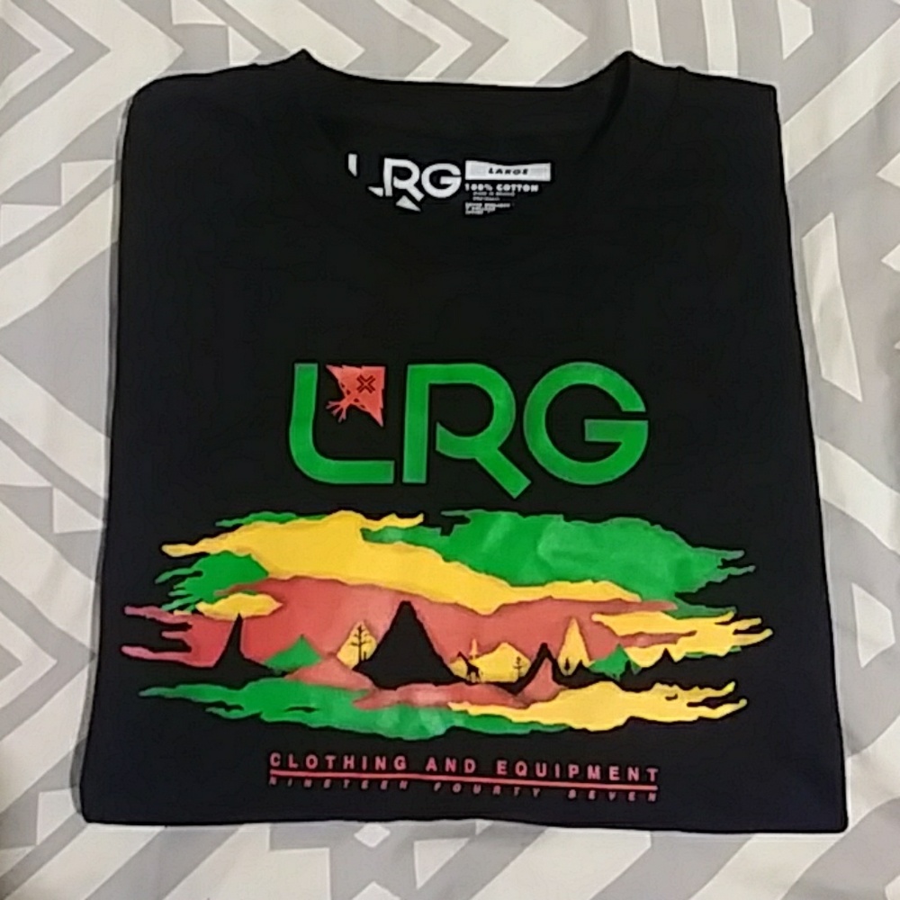 NWOT LRG t-shirt